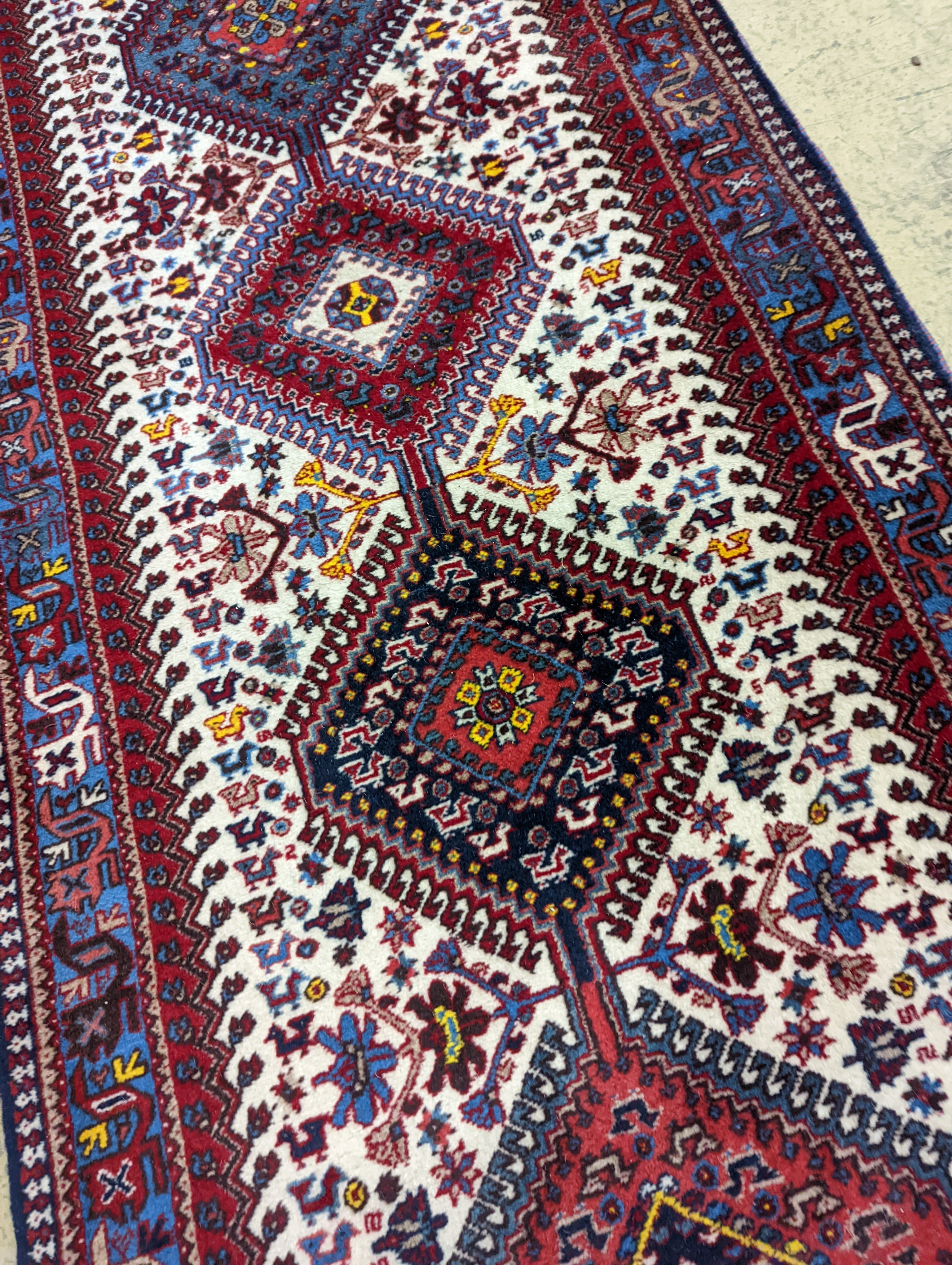A Turkish runner. 4.8mx0.8m.